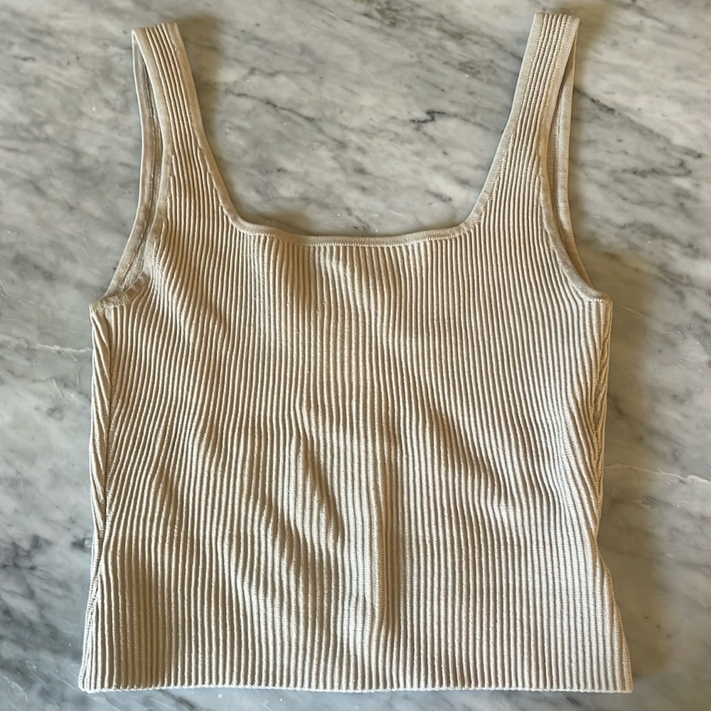 Babaton Sculpt Knit Tank